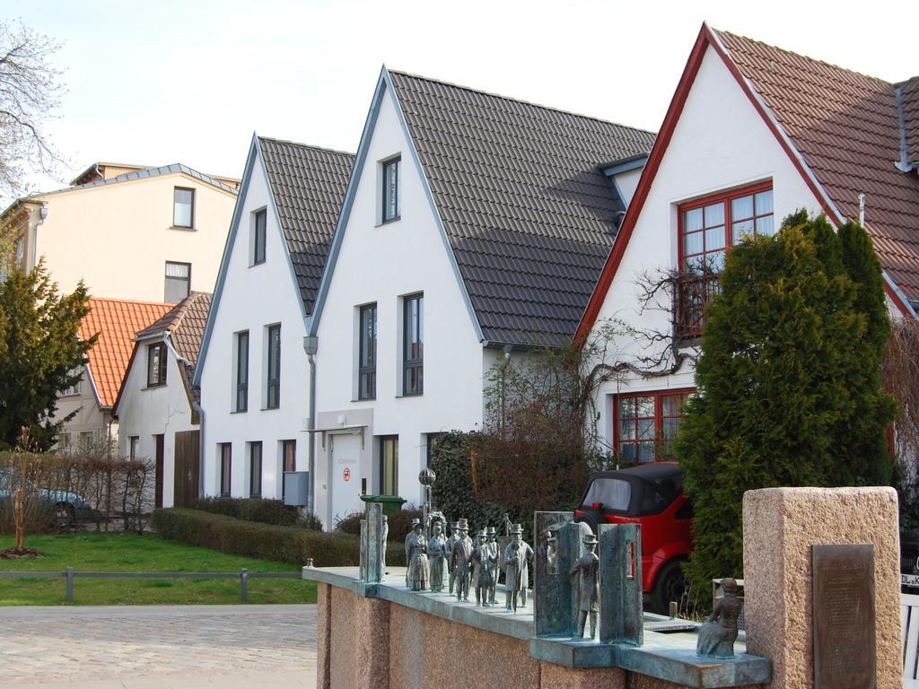 Ferienwohnung In Der Altstadt Warnemuende Rostock Luaran gambar